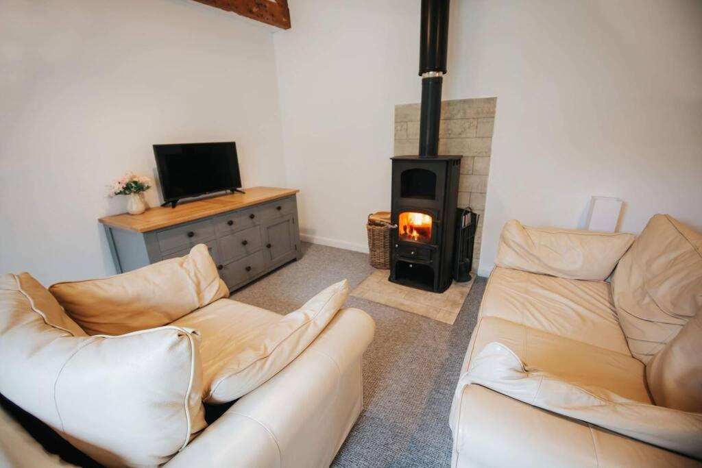 Cosy Cottage On Banks Of River Wye Foy Esterno foto