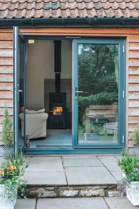 Cosy Cottage On Banks Of River Wye Foy Esterno foto